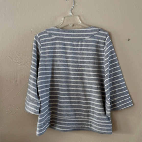 NWOT Old Navy Scoop Neck 3/4 Flared Sleeves Light Gray White Stripe Top Size M - Picture 7 of 15